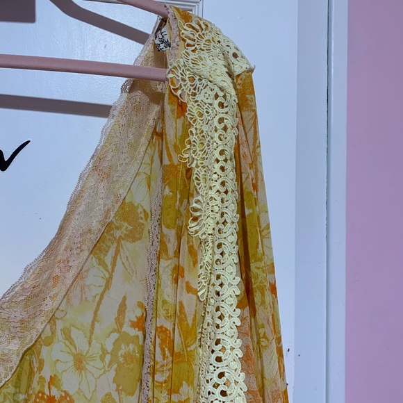 New with tags free people duster
Size medium two large - Picture 7 of 14